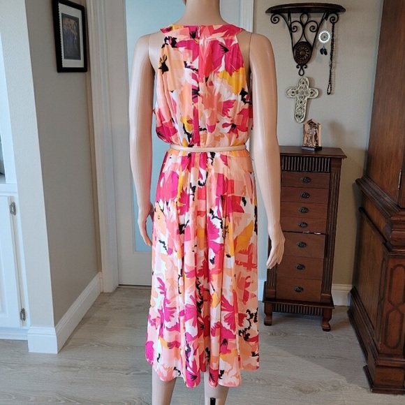 Flowing Floral Dress - Picture 2 of 2